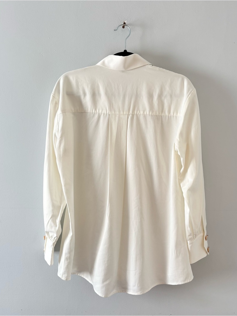 Petite Studio NWT Valeria Blouse Ivory SuggyL Collab Back Pleats Puff Sleeves - Picture 7 of 8
